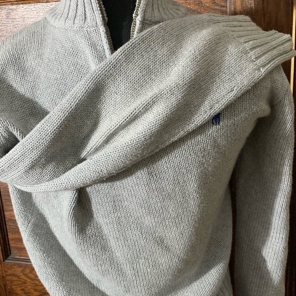 Boys M 10/12 Polo Ralph Lauren sweater. Gray is the color the logo is blue. - Picture 9 of 9